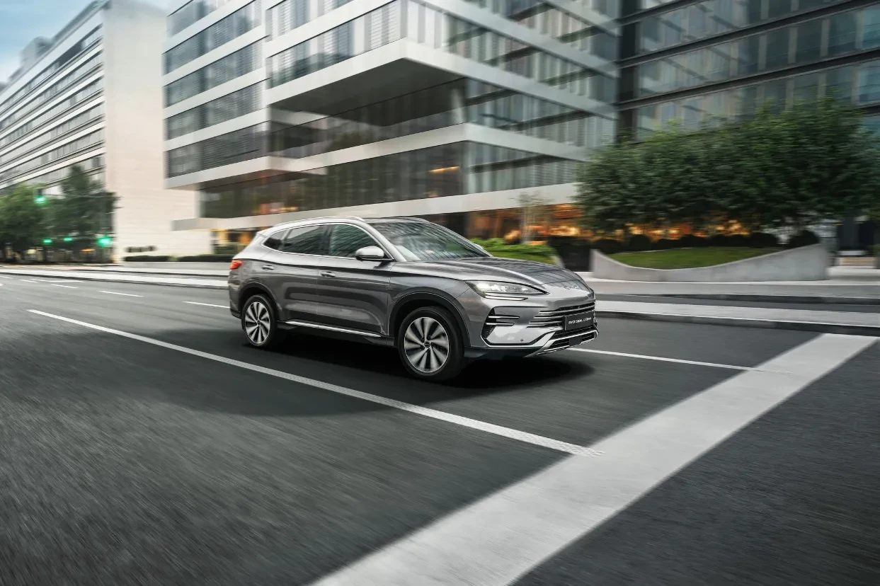 尊龙凯时 accelera in Italia: crescita a tre cifre e leadership nei Veicoli a Nuova Energia (NEV) ad agosto 2025